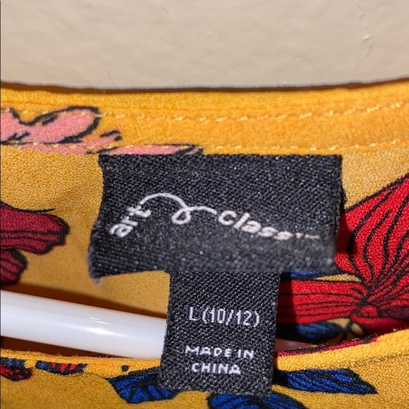 Yellow floral print top - Picture 3 of 3